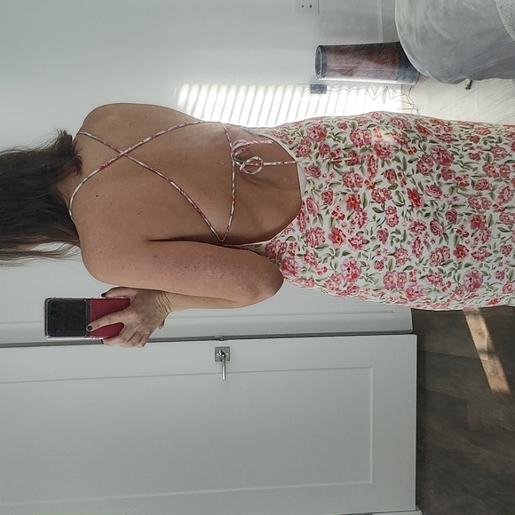 Floral slip dress - Picture 2 of 8